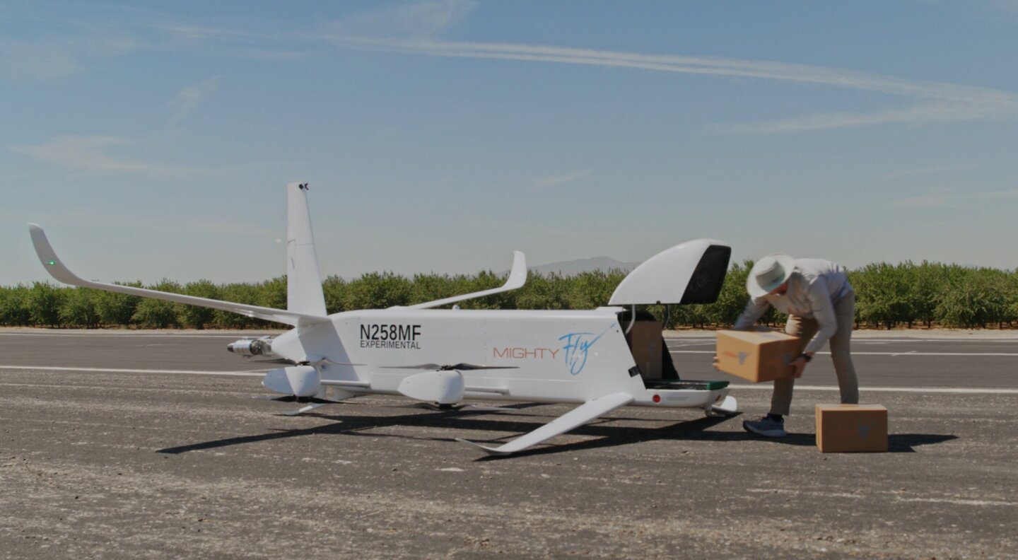 MightyFly's Healthcare Deal Signals New Era for Low-Altitude Logistics